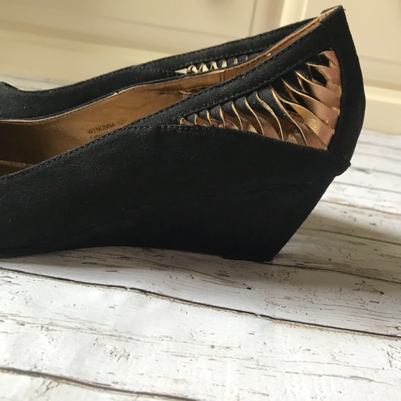 Black Wedge Heeled Shoes -Size 10 - Picture 6 of 8